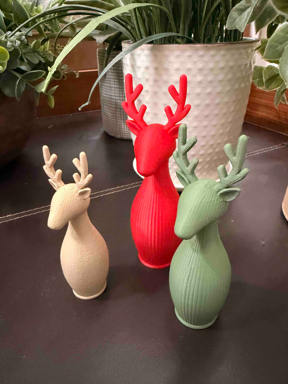 Nordic Reindeer – Minimalist Christmas Deer Figurines