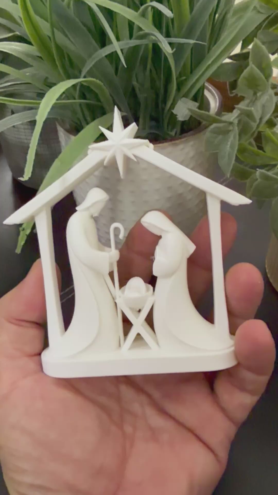 Bethlehem Star Nativity – Minimalist White Holy Family Scene